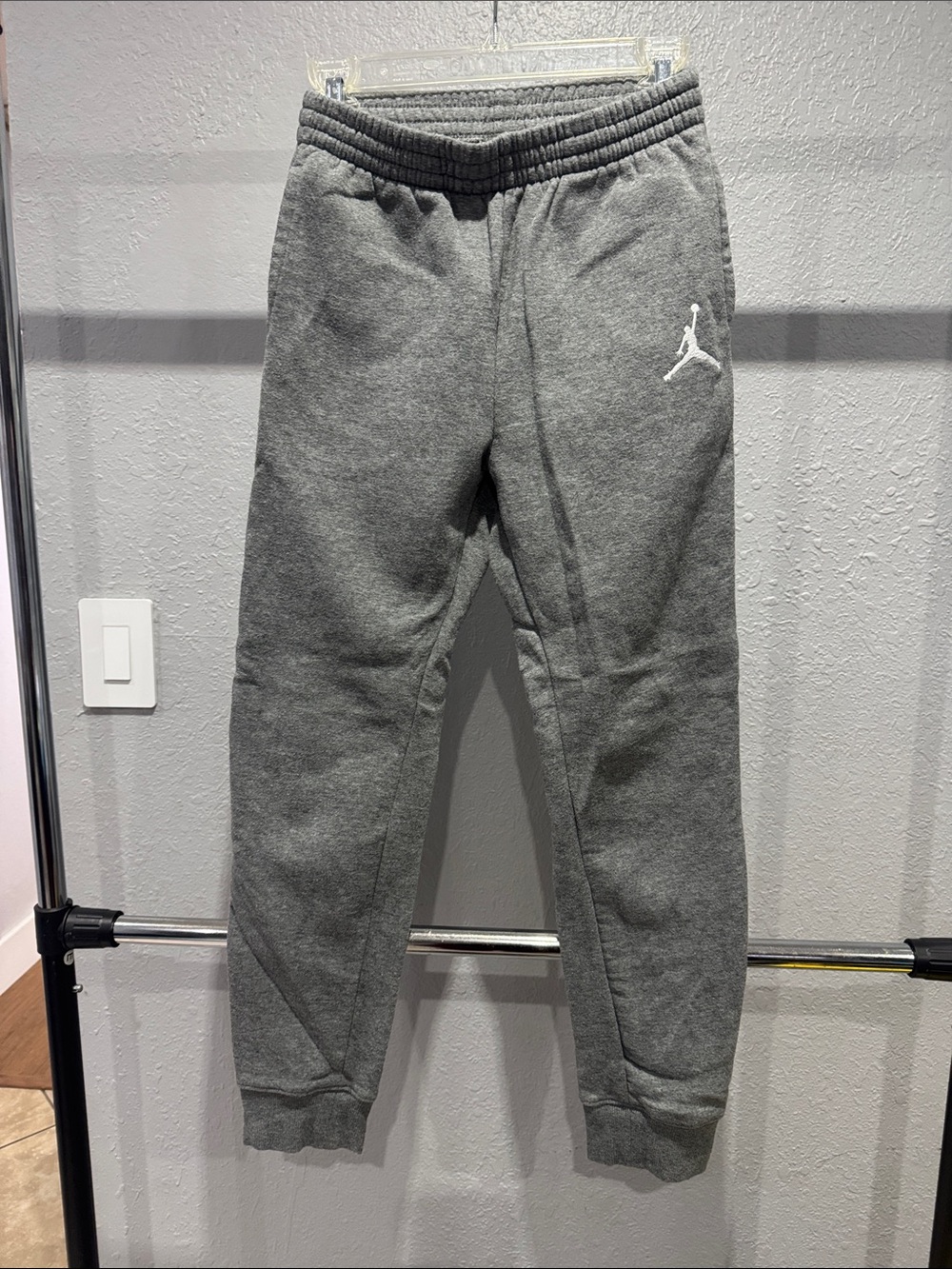 Jordan Kids Gray Fleece Joggers with White Jumpman